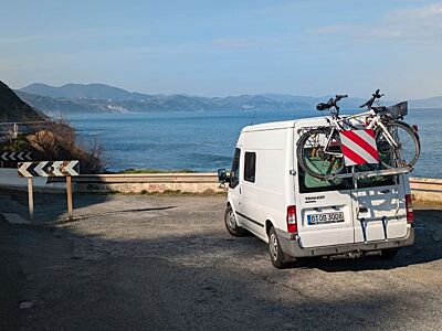 Ford Campervan | Hochwertiger Selbstausbau