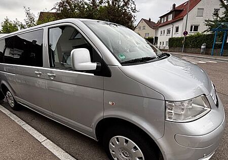 VW T5 Caravelle Volkswagen Lang