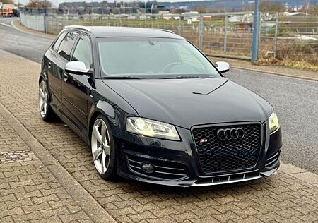 Audi A3 2.0 TDI (DPF) S tronic S line Sportback S...