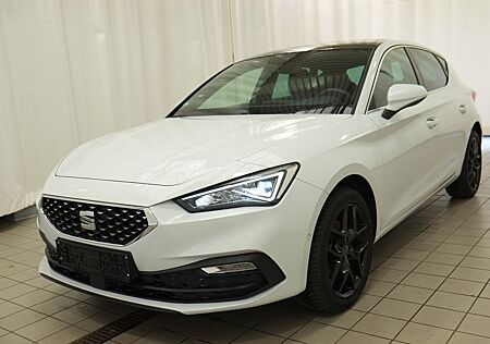 Seat Leon Leon1.5eTSI Xcellence DSG LED Pano Kam Virtuell
