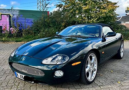 Jaguar XK8 Cabriolet 4,2l V8 British Racing Green