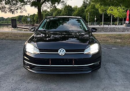 VW Golf Volkswagen 1.4 TSI 92kW Join Join