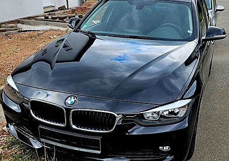 BMW 318d Touring Modern Line Modern Line