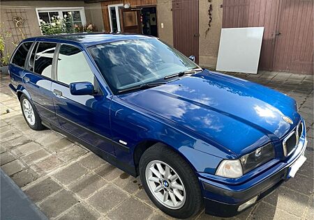 BMW 316i touring