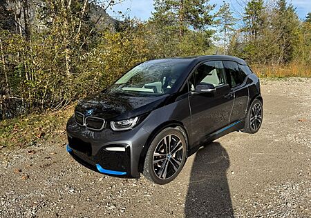 BMW i3s (120 Ah), Vollausstattung, Service, TÜV NEU