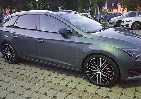 Seat Leon ST Cupra 280 PS 1.HAND LEDER DSG PANO NAVI