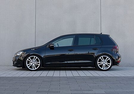 VW Golf Volkswagen 1.4 TSI DSG nahezu Vollausstattung
