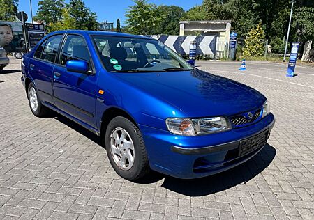 Nissan Almera 1.6 Ambiente/ Automatik/Klima