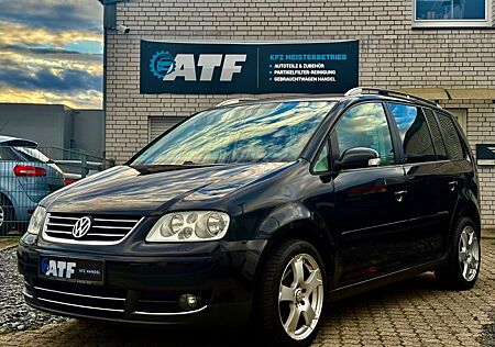 VW Touran Volkswagen Highline 1,6