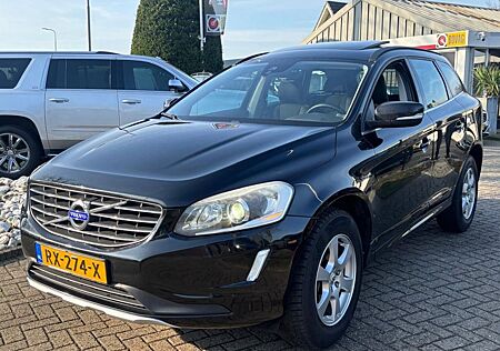 Volvo XC 60 XC60 2.0 D4 FWD 2014 xenon panorama dach Facelif