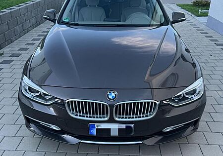 BMW 320i Modern Line Modern Line