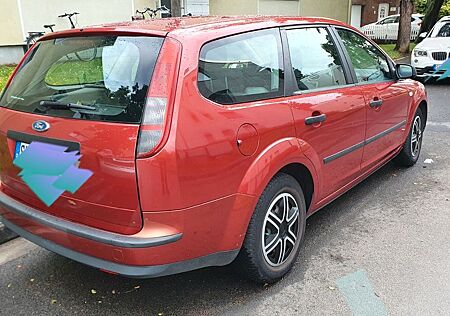 Ford Focus 1,6 Ambiente Ambiente