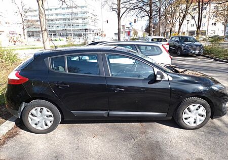 Renault Megane Authentique 1.6 16V 110 Authentique