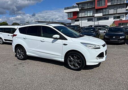Ford Kuga Individual,Autom.Leder,Xen.,Navi,Kamera,AHK