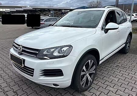 VW Touareg Volkswagen V6 3.0TDI|PANO|AHK|2.HAND|LEDER