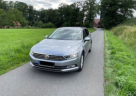 VW Passat Variant Volkswagen 2.0 TDI DSG Comfortline Varia...