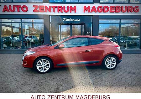 Renault Megane III Coupe Luxe B-Xenon,Nav,Alu,Leder,PDC