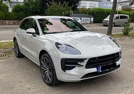 Porsche Macan Kreide, SportDesign, INSPEKTION, 21 Zoll