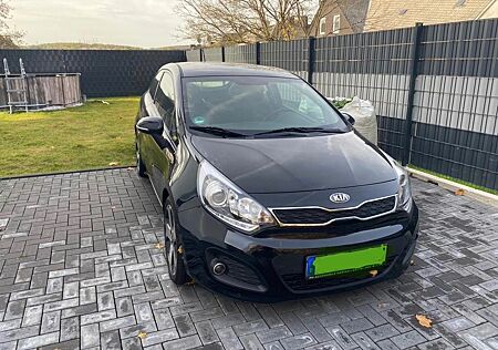 Kia Rio 1.2 | TÜV neu | Lnkrdhz. | Bt. | Klima
