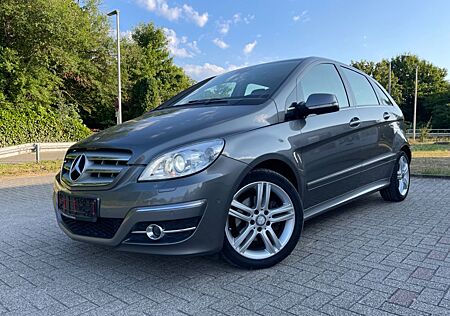 Mercedes-Benz B 200 CDI Grand Edition,XENON,LEDER,PANORAMA,TÜV