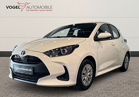 Toyota Yaris 1.5 Hybrid Business Edition +Navi+Kam.+SHZ