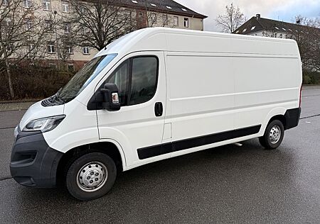 Peugeot Boxer mit nur 14200 km