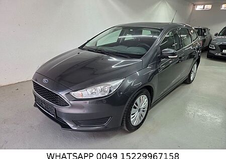 Ford Focus 1.0 EB 74 KW KLIMA SCHECKHEFT TÜV 6/26 UVM