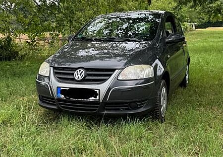 VW Fox Volkswagen 1.2 - TÜV Neu