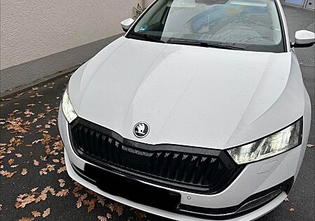 Skoda Octavia 1.5 TSI ACT FIRST EDITION COMBI FIRS...