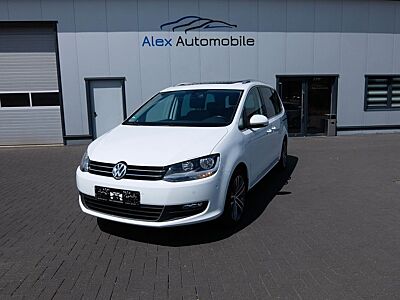 Volkswagen Sharan Cup BMT 7.Sitzer Navi PANO SHZ AHK Kamera