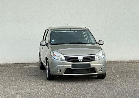 Dacia Sandero 1.6 Laureate