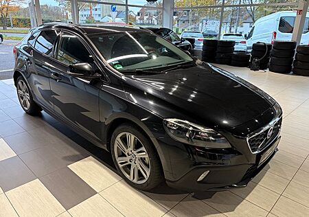 Volvo V40 Cross Country You!