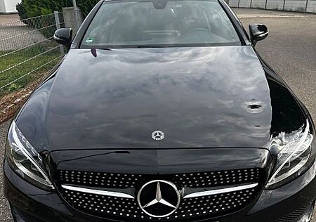 Mercedes-Benz C 250 AMG Line Autom.9 G Tronic, großes Display