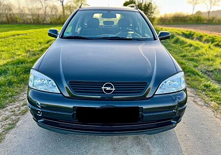 Opel Astra 1.6 Edition 100 Classic Edition 100 Cl...