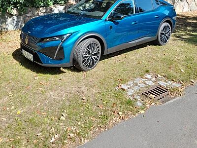 Peugeot 408 PureTech 130 EAT8 GT GT