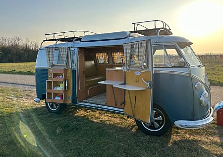 VW T1 Volkswagen Westfalia Camper SO42. Outlaw:)