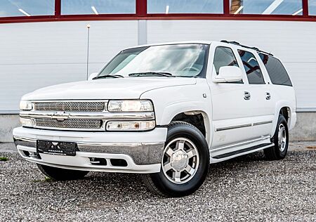 Chevrolet Suburban / Rust free / Low Mileage!