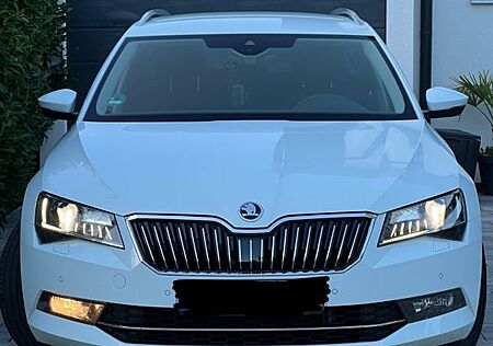 Skoda Superb 2.0 TDI SCR DSG Combi Style