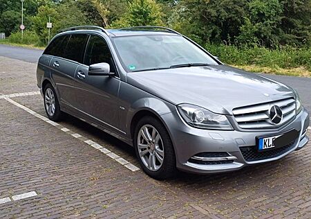Mercedes-Benz C 250 CDI 4MATIC T BlueEFFICIENCY Autom. -
