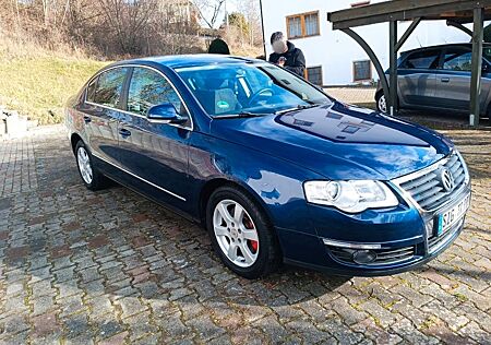VW Passat Volkswagen 1.6 FSI Highline Highline