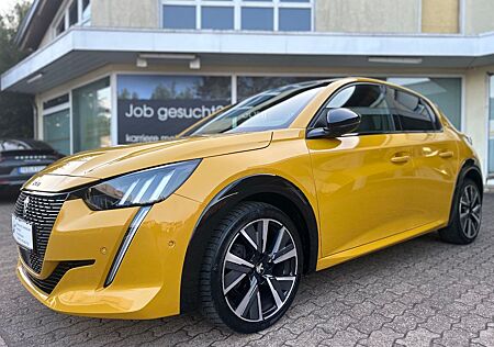 Peugeot 208 GT 1,2Ltr Aut. Navi LED Pano. Kamera Alu Pdc