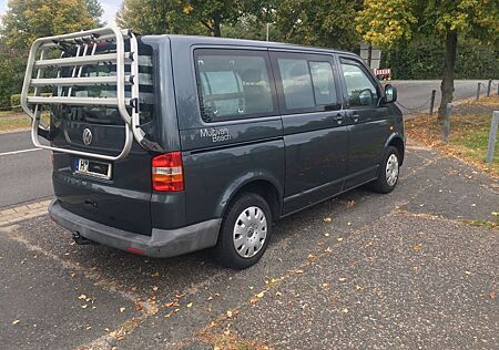VW T5 Multivan Volkswagen Beach (Camper)