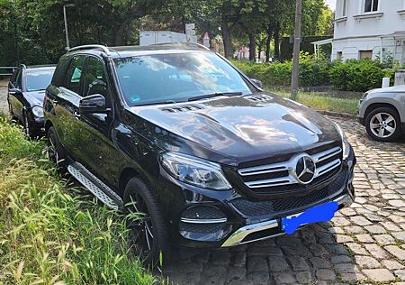 Mercedes-Benz GLE 400 gebraucht kaufen Mercedes-Benz GLE 400 4M - 360°*PANO*AIRM*AHK*LED*