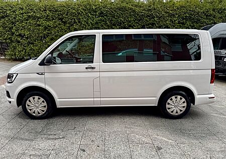 VW T6 Multivan Volkswagen 2.0 TDI *7-Sitzer*Navi*Kamera*ACC*AH