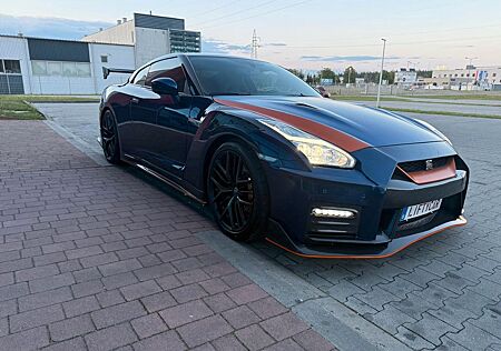 Nissan GT-R Nismo/Voll Carbon/Leder/Navi