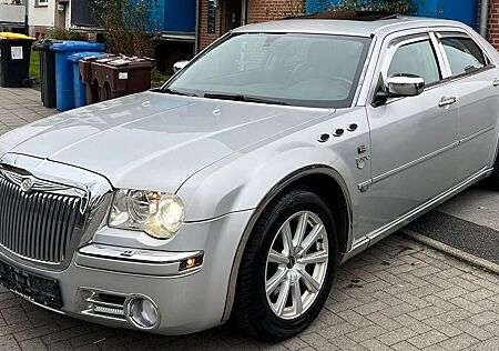 Chrysler 300C 3.5 *LEDER-SDACH-TÜV NEU*