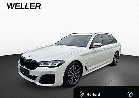 BMW 520d Tour. MSport DrAssPr LASER HUD LkHz AHK