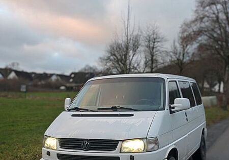 VW T4 Caravelle Volkswagen 2.5 syncro