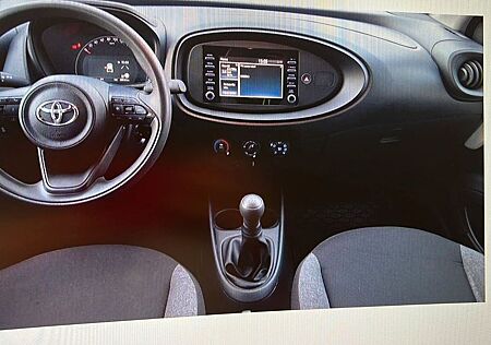 Toyota Aygo (X) Play*Klima,Safety Sense,PDC v+h*