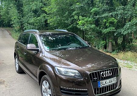 Audi Q7 3.0 TDI 4L 150 kW quattro tiptronic braun